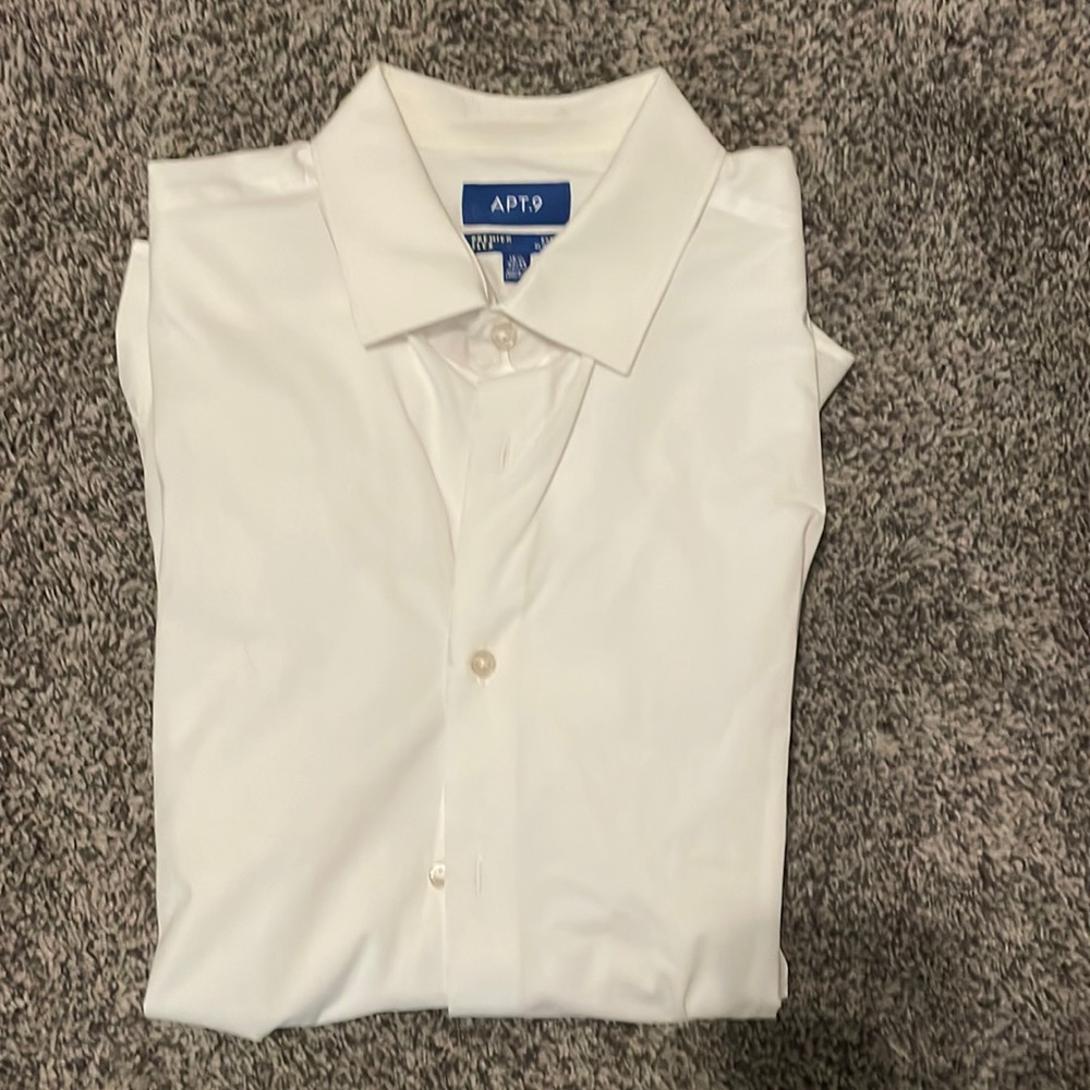 Apt. 9 Men’s white Dress Shirt.